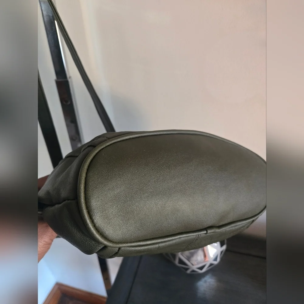 Giani Bernini Forest Green Soft Leather Shoulder Bag